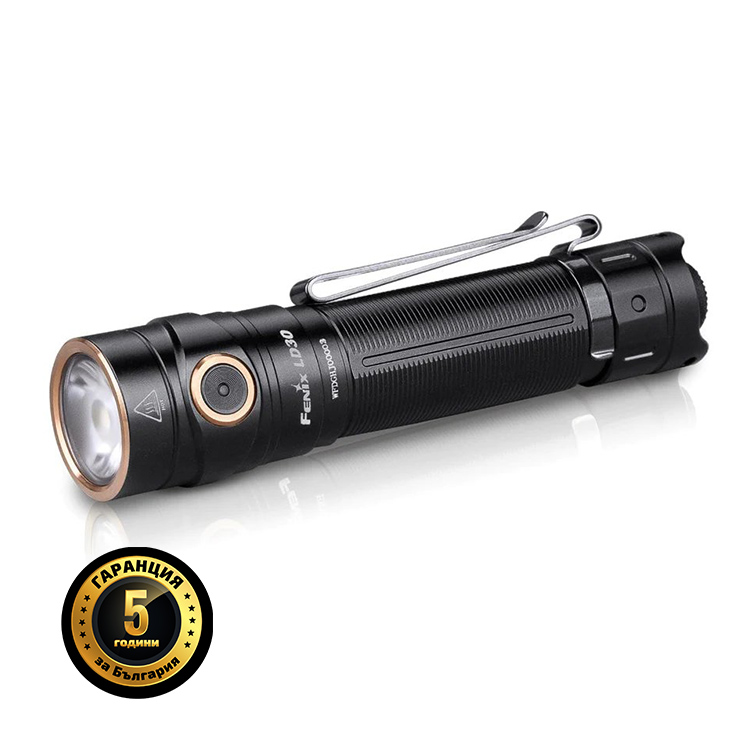 Компактен LED фенер Fenix LD30 с 1600 лумена и водоустойчивост IP68